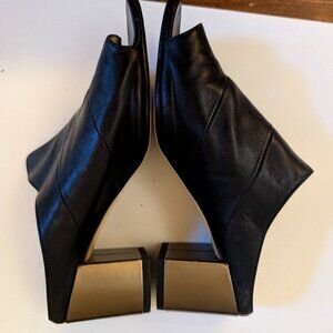 Amalfi by Rangoni Heels